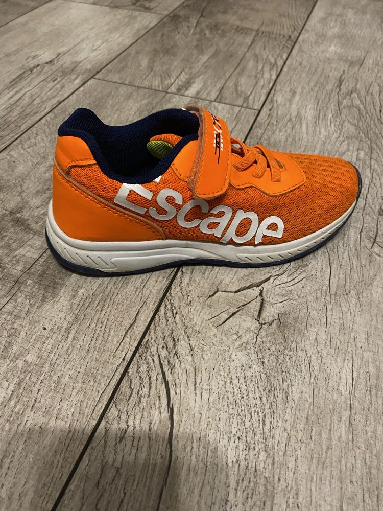 Buty sportowe chlopięce ESCAPE rozm. 31 na rzepy