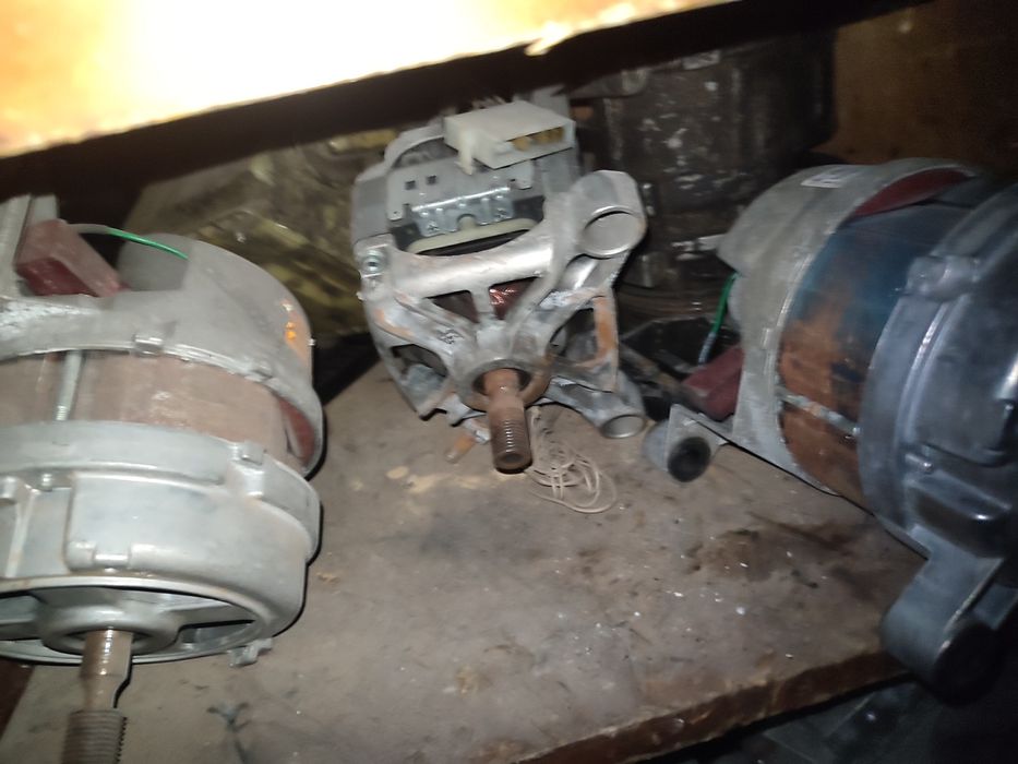 Двигуни до пральних машин та інше