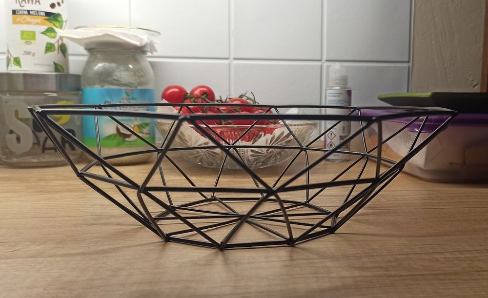 Koszyczek metalowy czarny na owoce