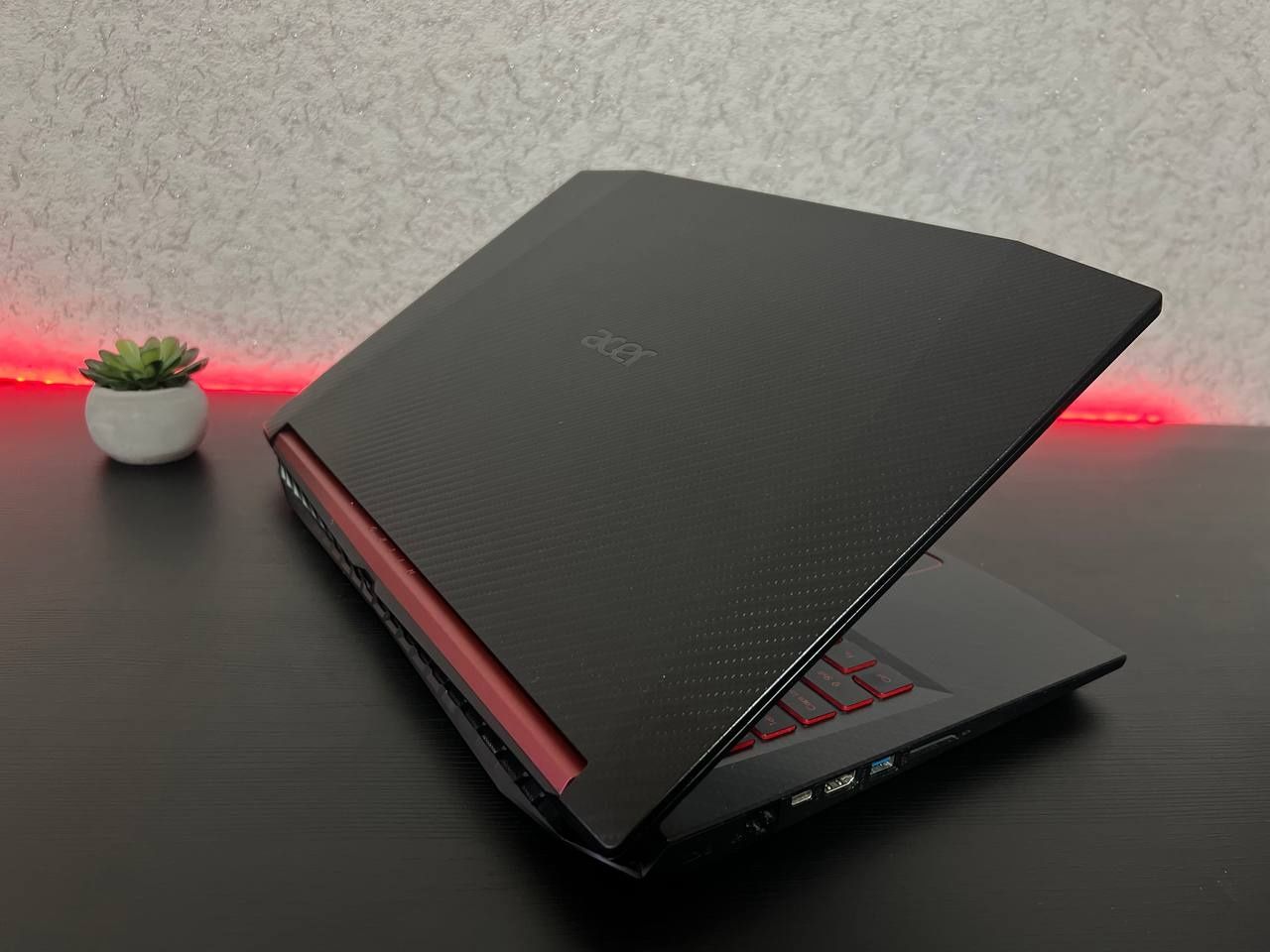 Игровой ноутбук Acer nitro 5 l i7 7700HQ l gtx 1060 6gb l 16gb ddr4 l
