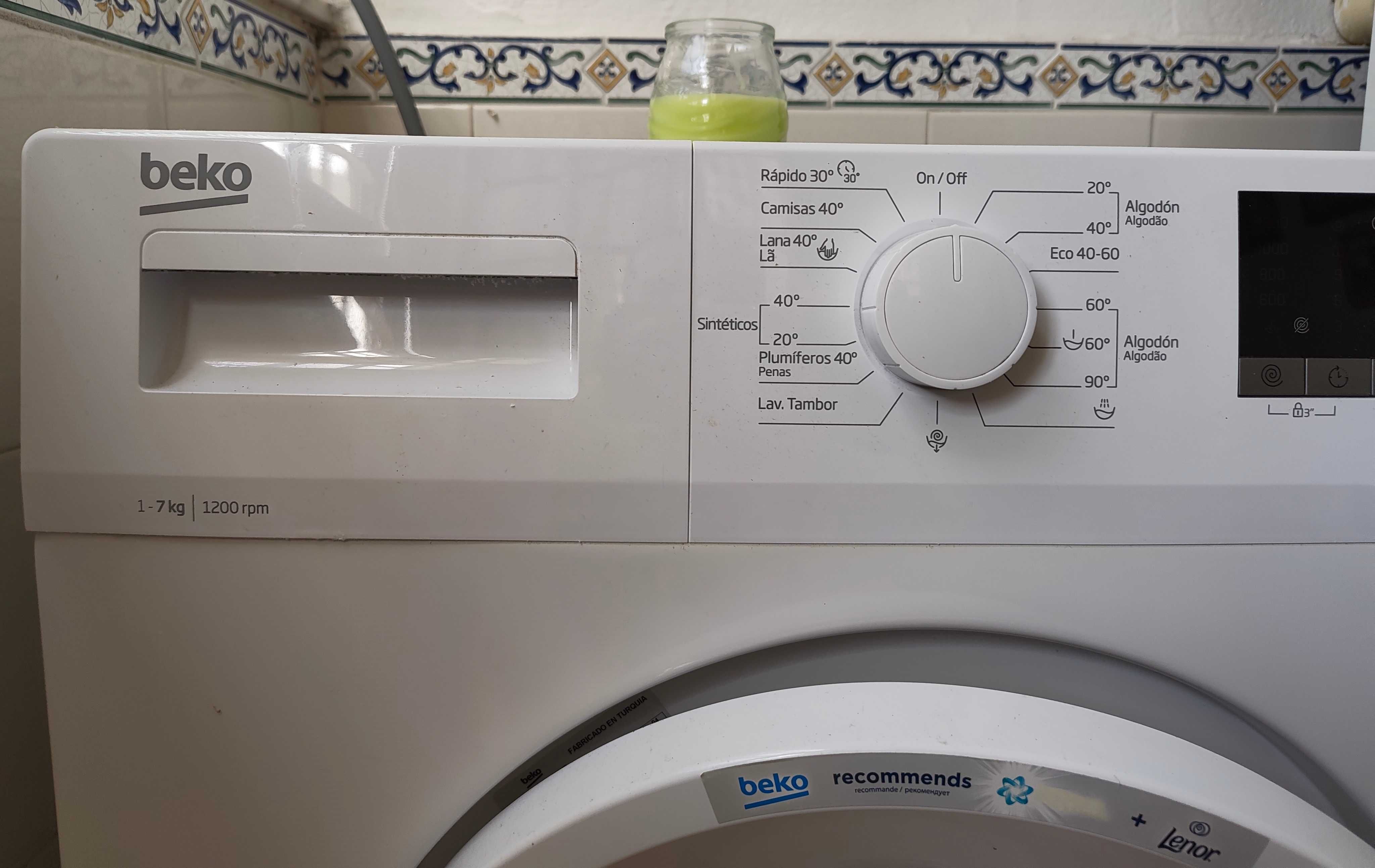 Máquina de lavar roupa - Beko - 7 Kg