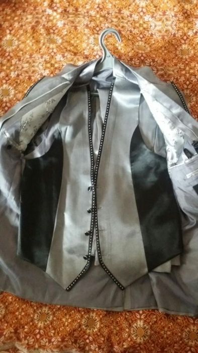 Свадебный/ выпускной костюм СУПЕР ЦЕНА