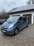 Opel vivaro long 9osobowy klima