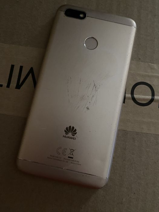 Huawei P9 Lite Mini на запчастини