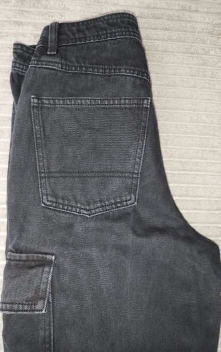 Spodnie jeansowe damskie 36 Cropp bojówki z szerokimi nogawkami