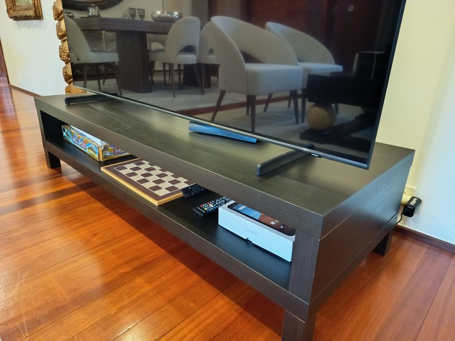 Móvel para televisão