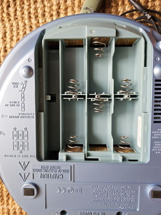 Leitor CDs, cassete e rádio