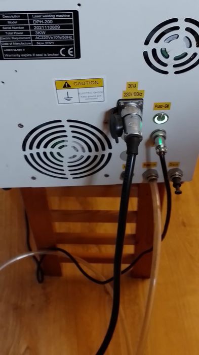 Laserowa spawarka smart laser Nd: YAG . 60W