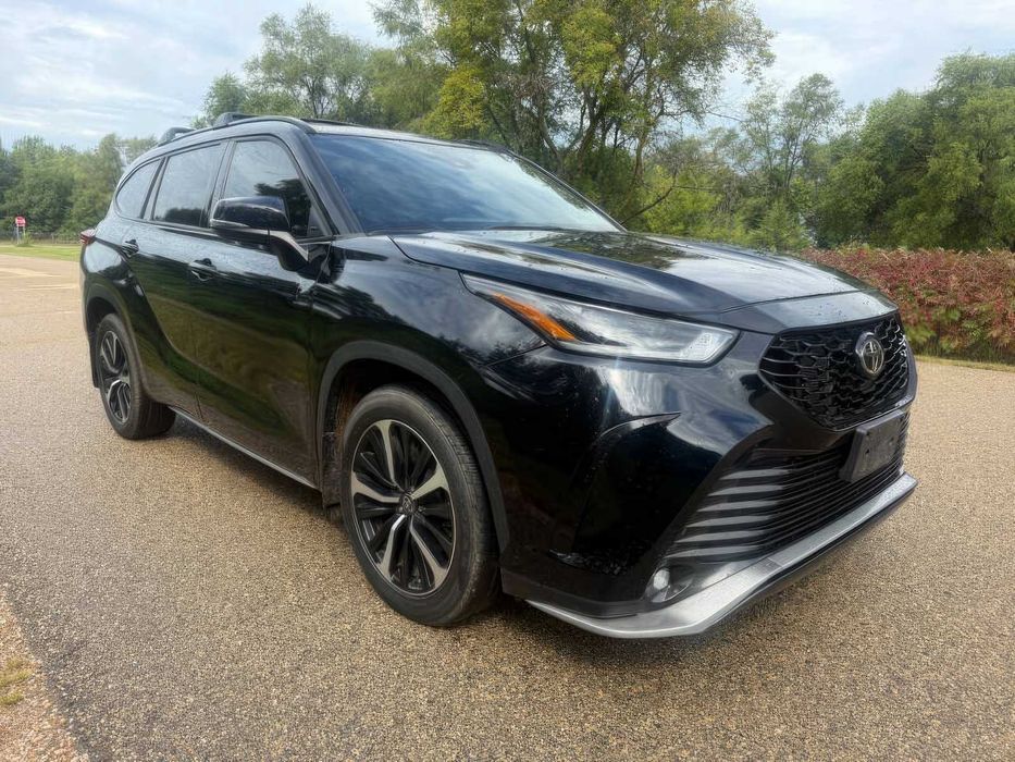Toyota Highlander XSE      2021