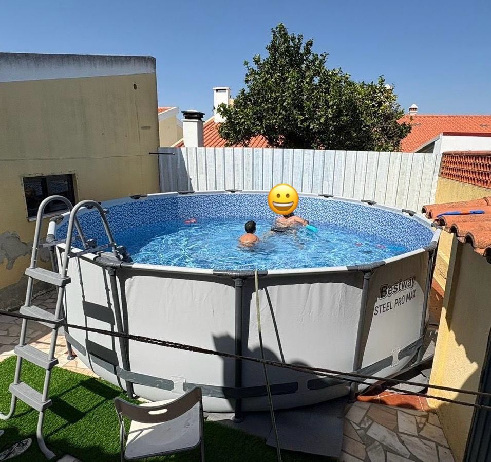 Piscina + escada + filtro