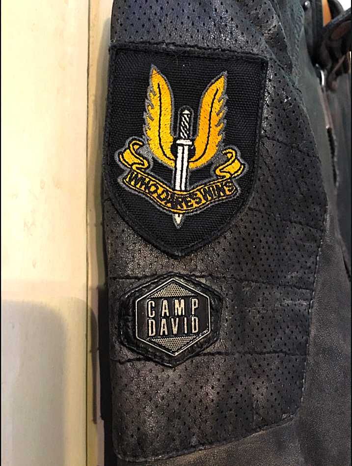 Unikatowy ! Jedyny taki „Design” Kultowa Kurtka „ Camp David ” r.(M/L)