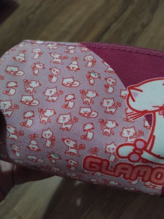 Piórnik dla dziewczynki