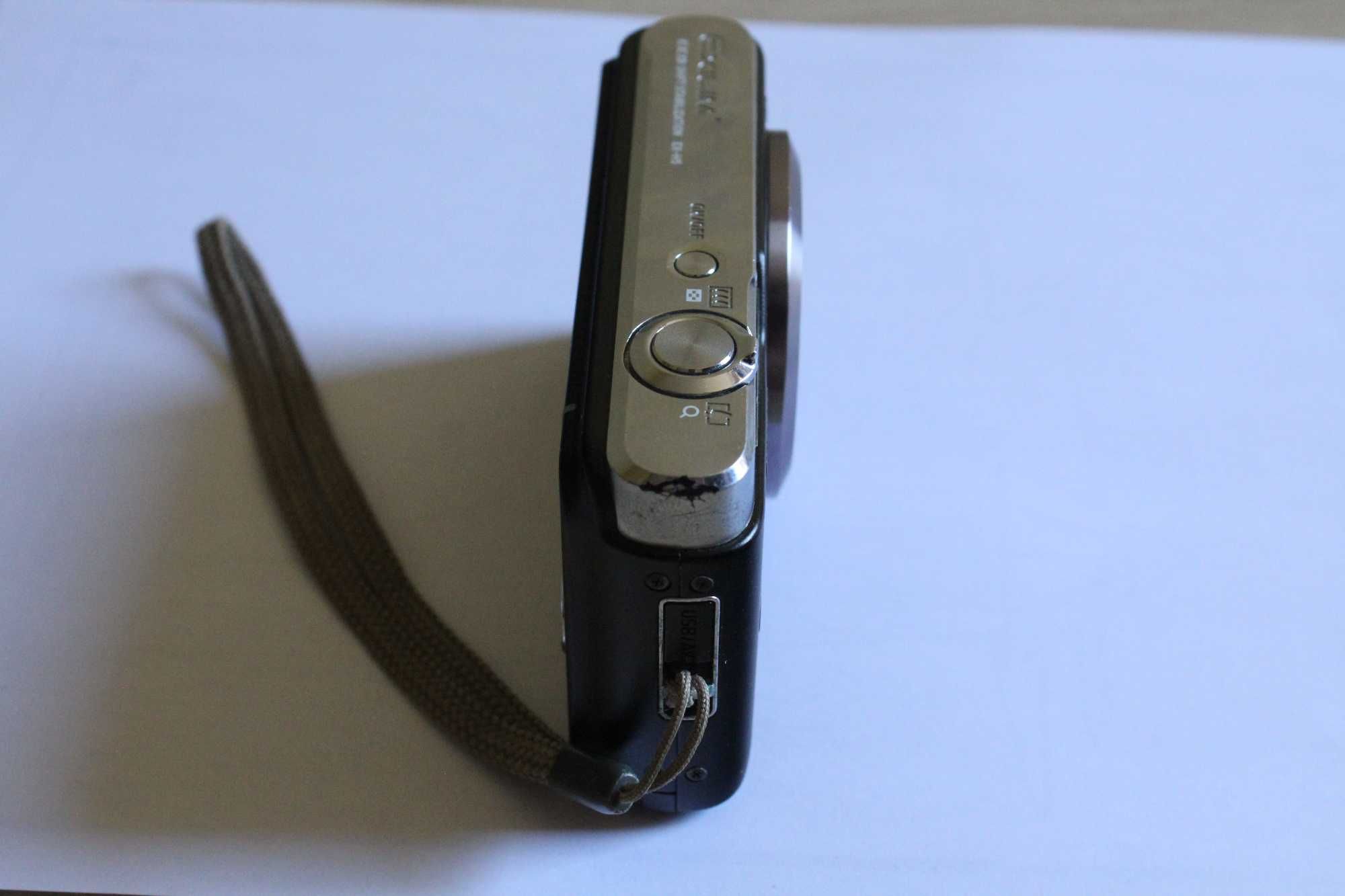 Aparat Casio EX-H5 + etui