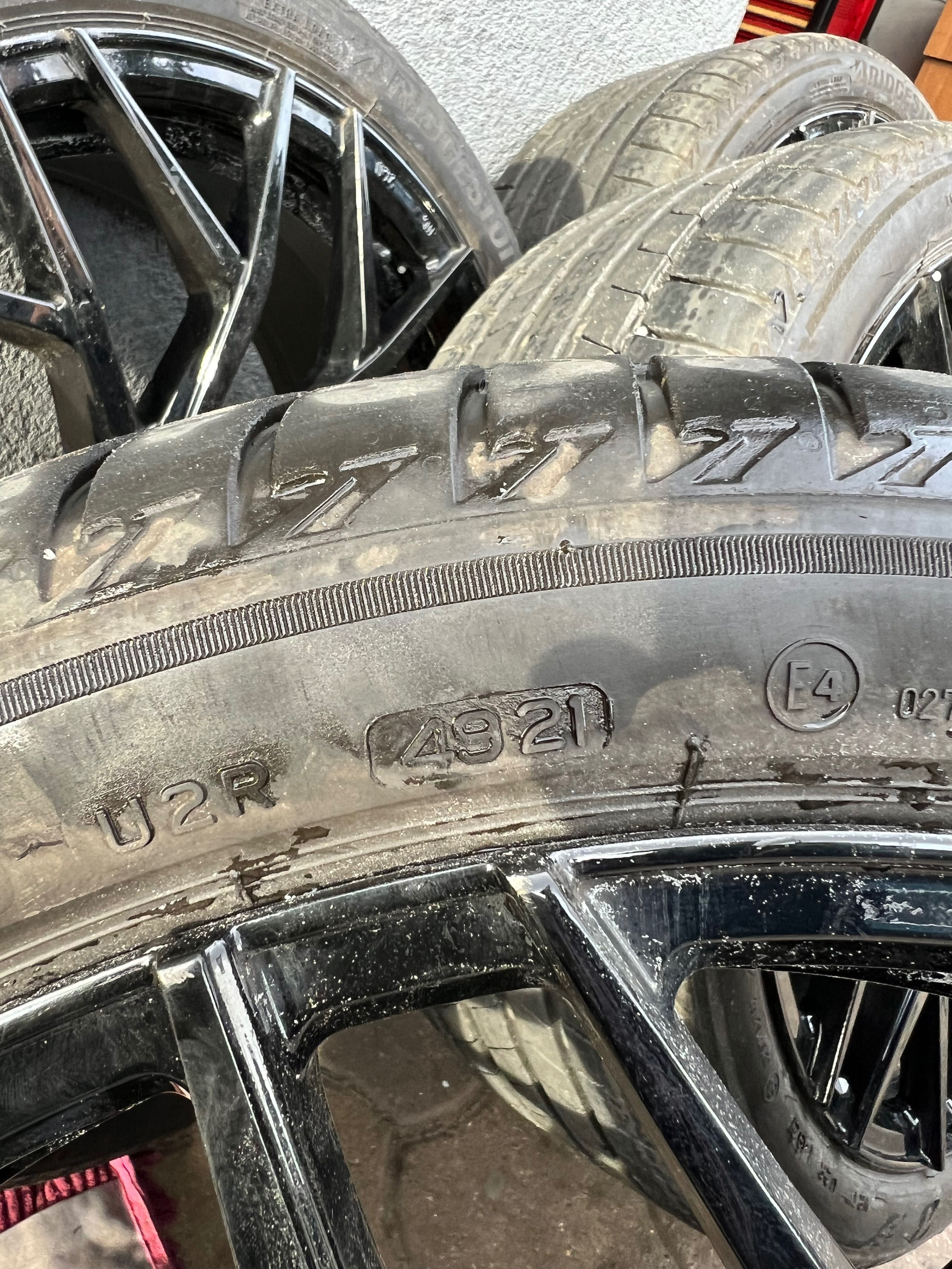 Opony Bridgestone 225/35 r18 używane