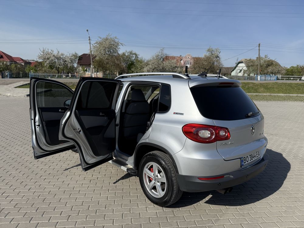 Продам своє власне авто