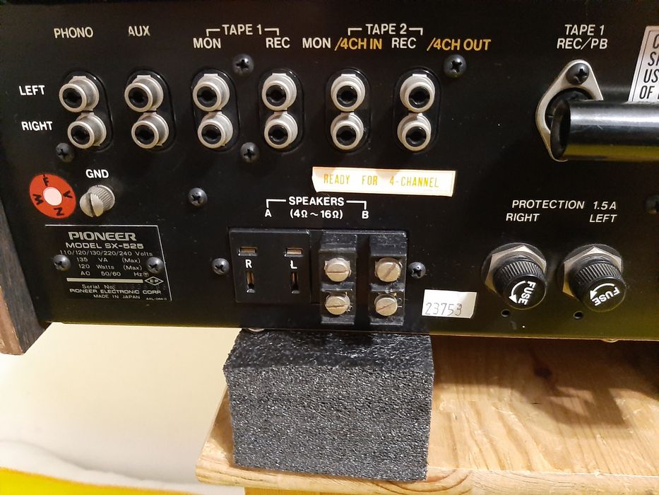 PIONEER SX 525 stereo receiver