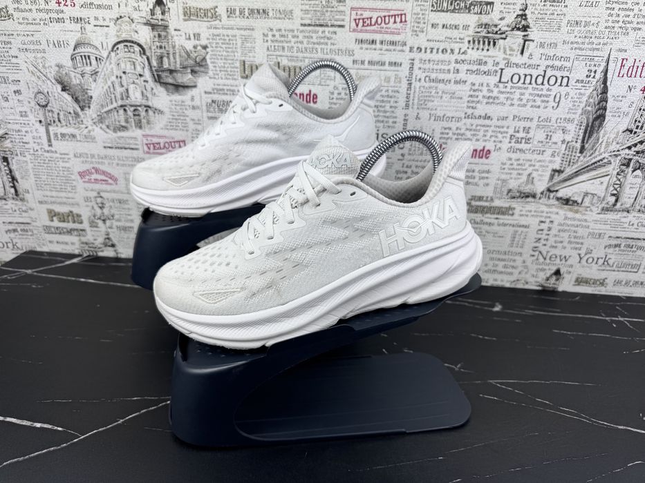 Оригінал Розмір 39 Кросівки Hoka One One Clifton 9 Взуття