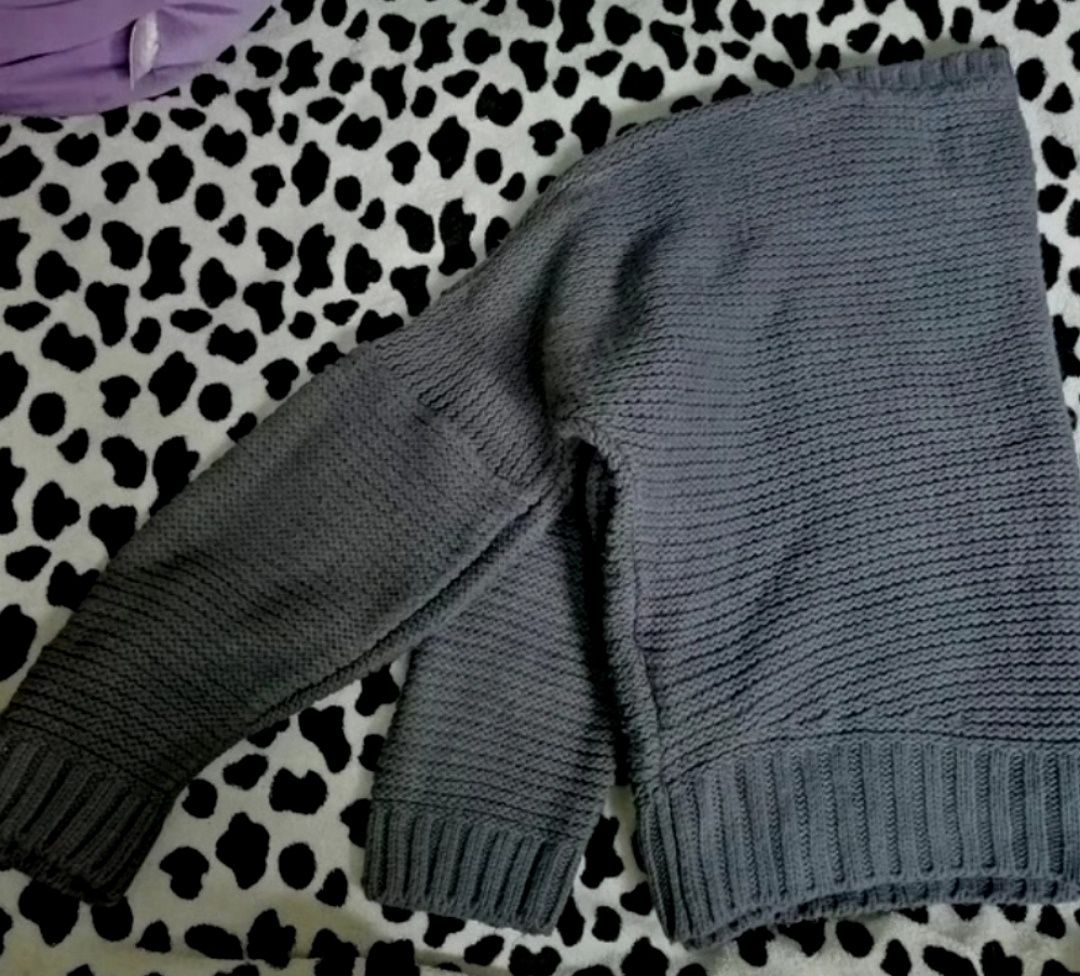 NEW YORKER sweter OVERSIZE szerszy krótszy Dobry na S m Xs NOWY