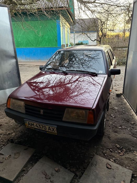 Продам машину ваз 2199