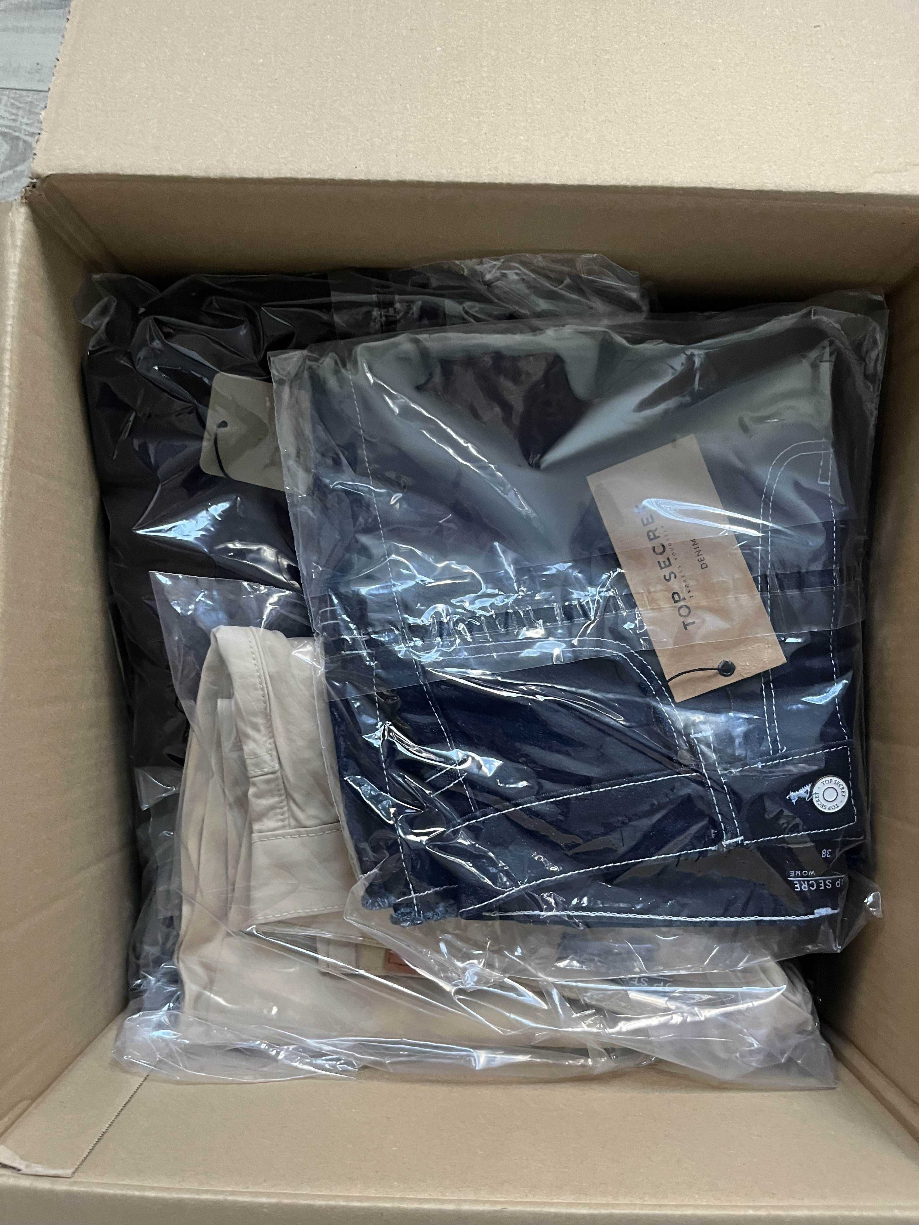 Outlet Amazon – 30 ubrań z metkami! Mix rozmiarów i fasonów zwroty