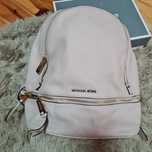 Michael Kors plecaczek plecak mały złote zamki beżowy backpack medium