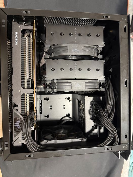 5950X | 6800XT OC | 64GB - Desktop gaming ou de trabalho