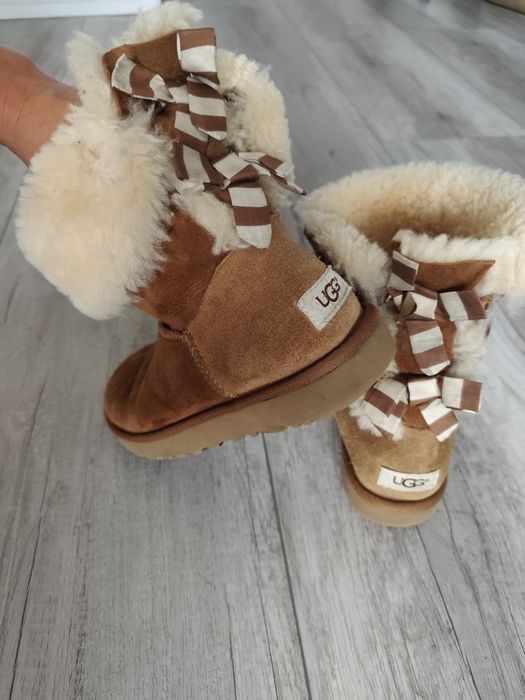 Oryginalne buty zimowe śniegowce UGG Bailey 38 r. Skóra naturalna