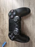 Pad do konsoli ps4