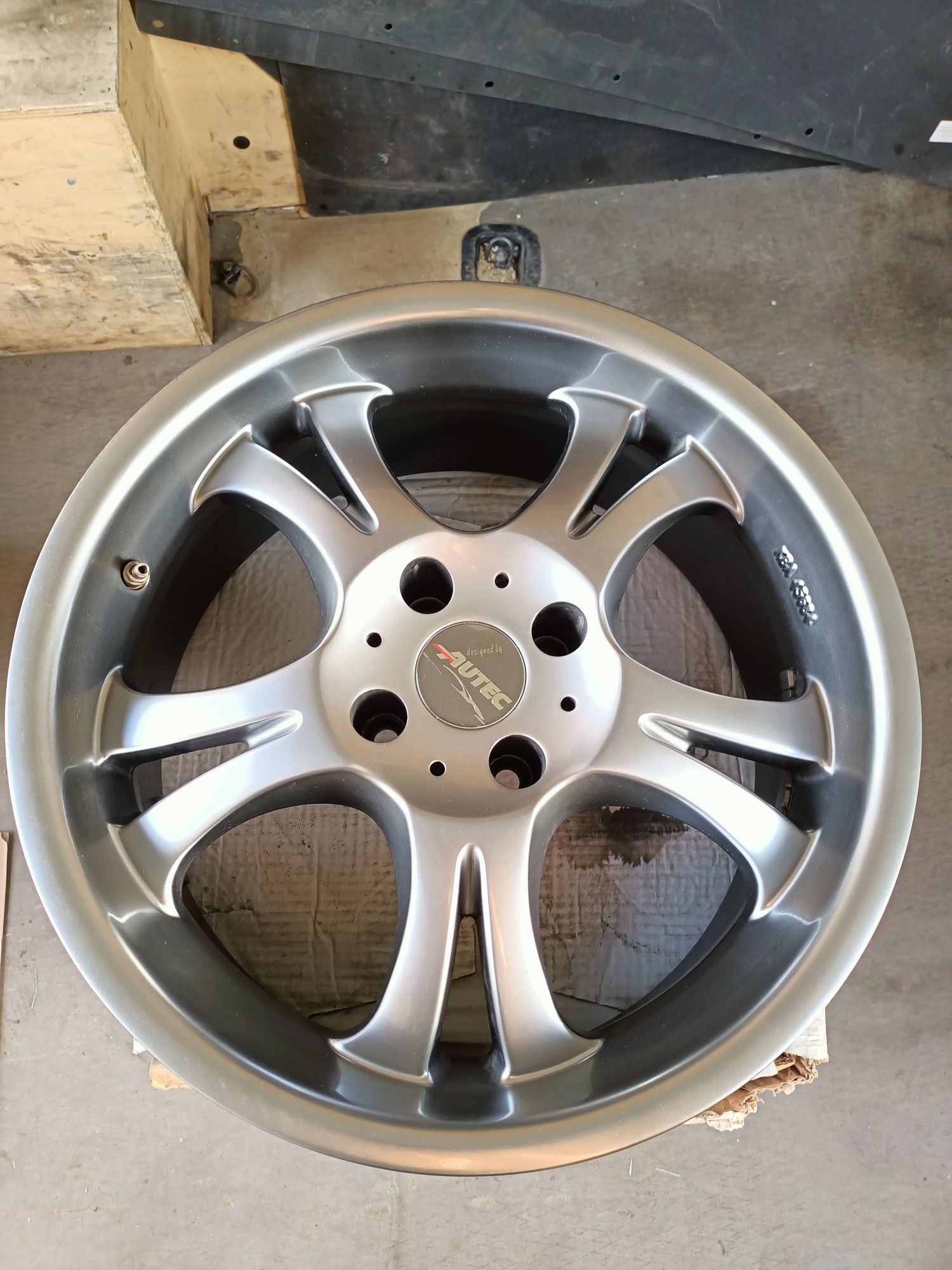 Felgi 17' 4x108 ET18