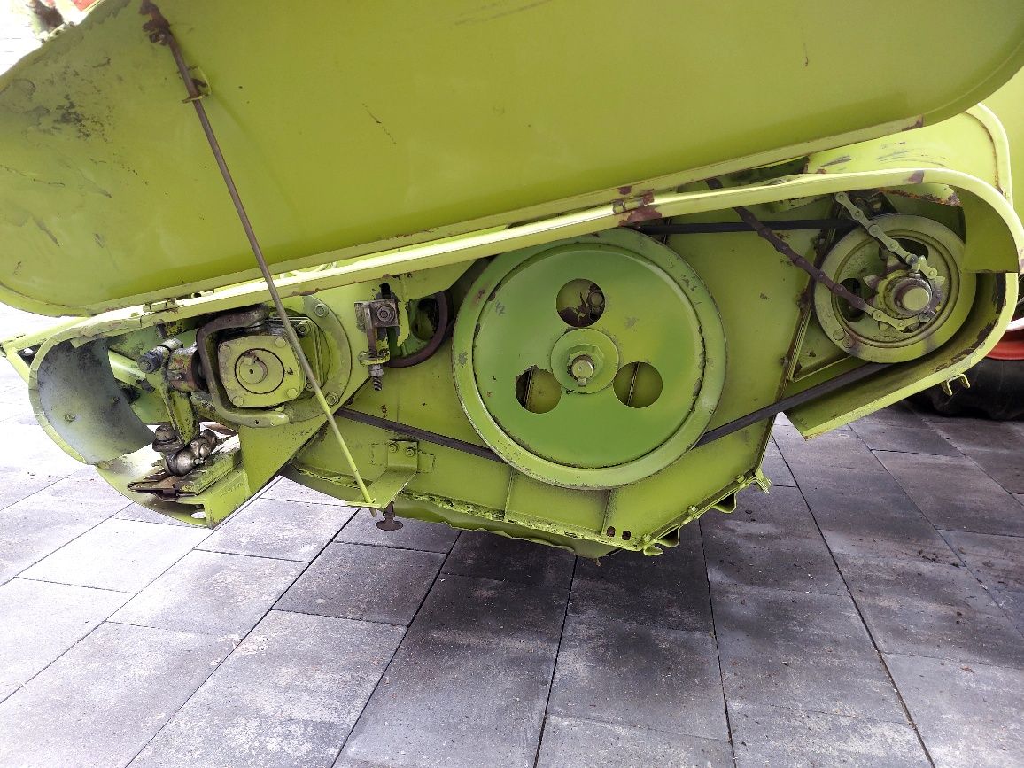 Claas  Dominator 38