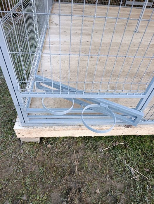 Kojec 5x6 m z podłogą i dachem