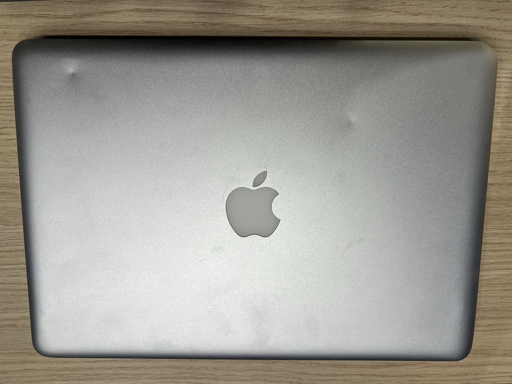 Macbook Pro Mid 2010 6ОЗУ 250HDD