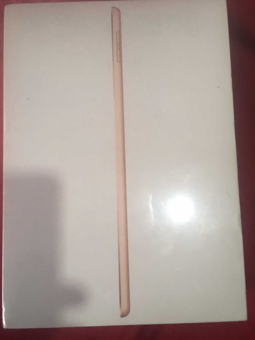 IPAD 6 Generation Wi-Fi+Cellular 128 GB Gold Rose НОВЫЙ ЗАПАКОВАНЫЙ
