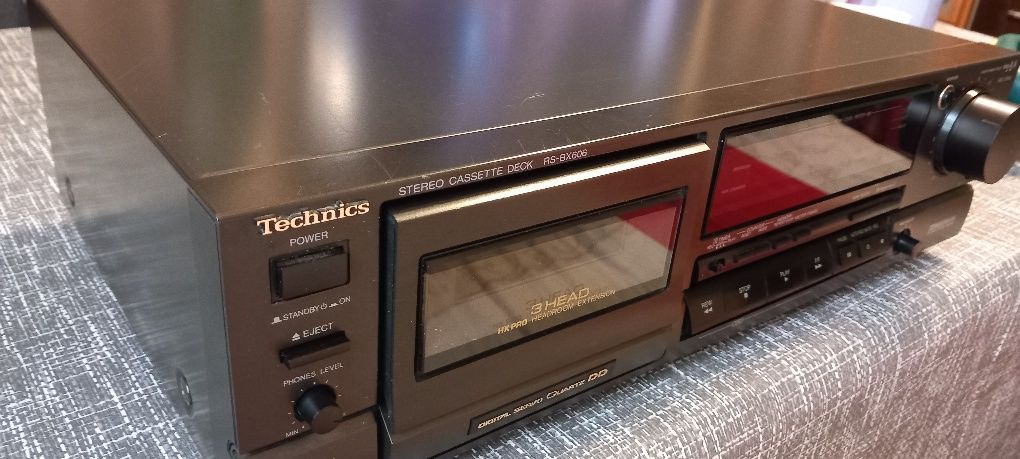 Magnetofon kasetowy technics RS-BX 606