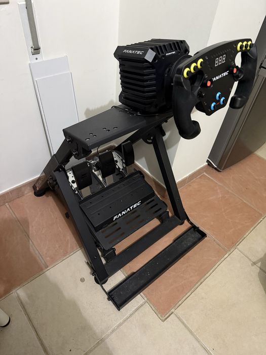 Simulador Fanatec Clubsports F1 Esports v2