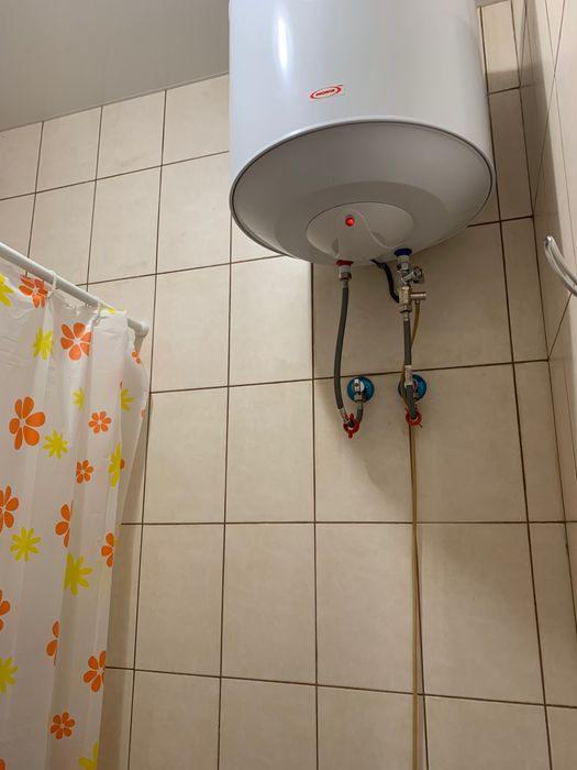 Сдам посуточно метро Спортивная,Защитников Украина