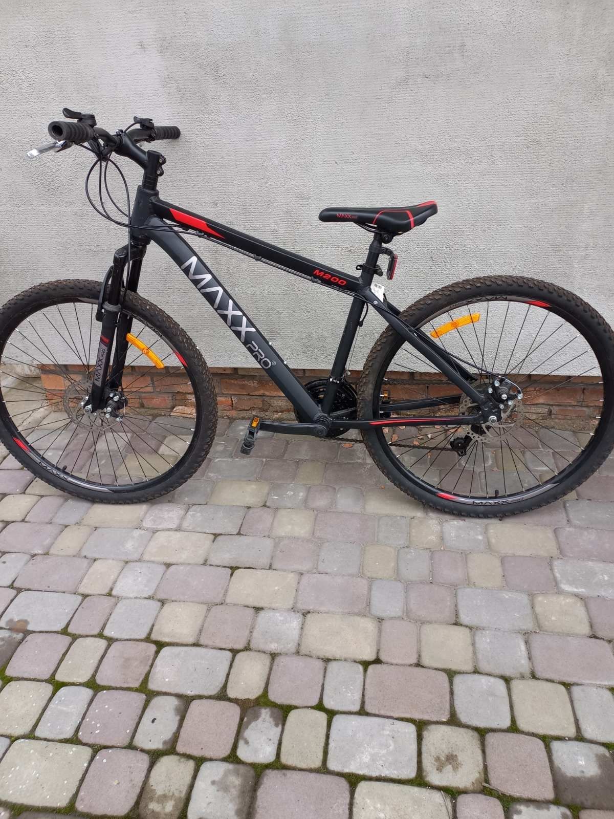 Велосипед MaxxPro 27,5" 17"(43 см) M 200 
оставить отзыв