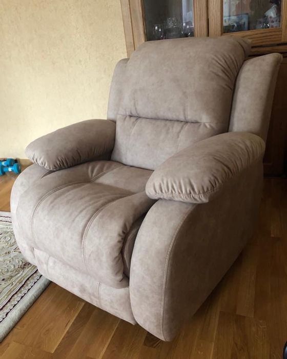 Перетяжка мебели