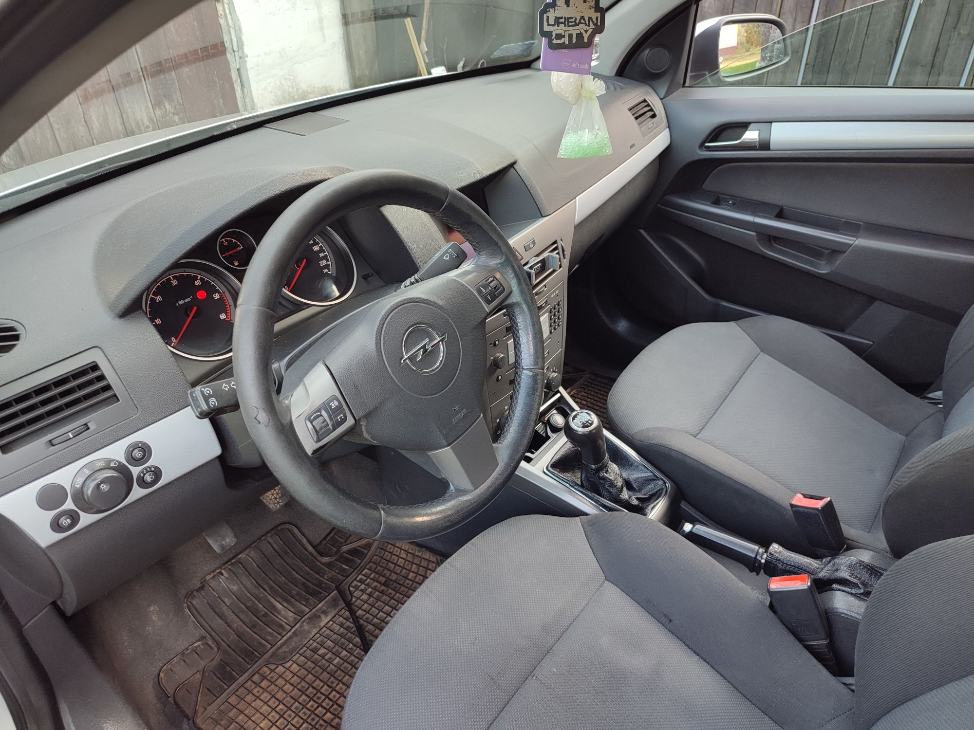 Opel Astra H 1.9 CDTI 100Km 2006r klima Navi 6 bieg okazja