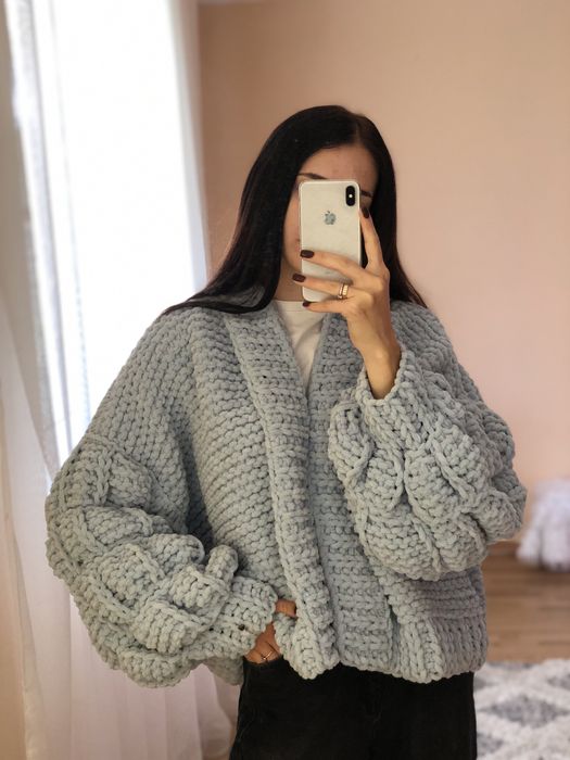 Плюшеві вязані кардигани, шапочки на щамовлення