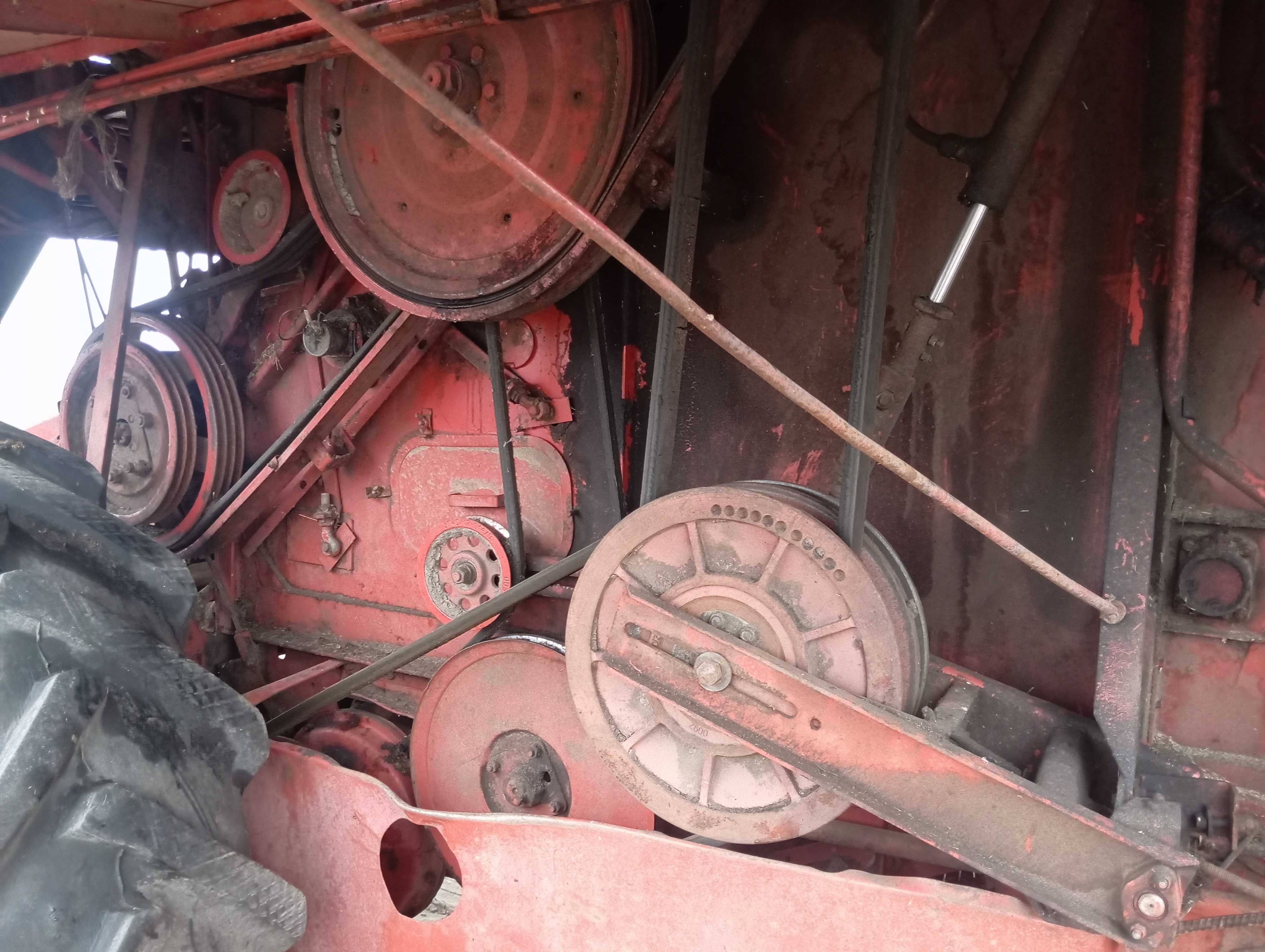 Kombajn bizon super zo 56 cały na części silnik skrzynia 1987 r