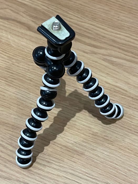 Tripé Flexível (Máquina Fotográfica, DJI, GoPro)