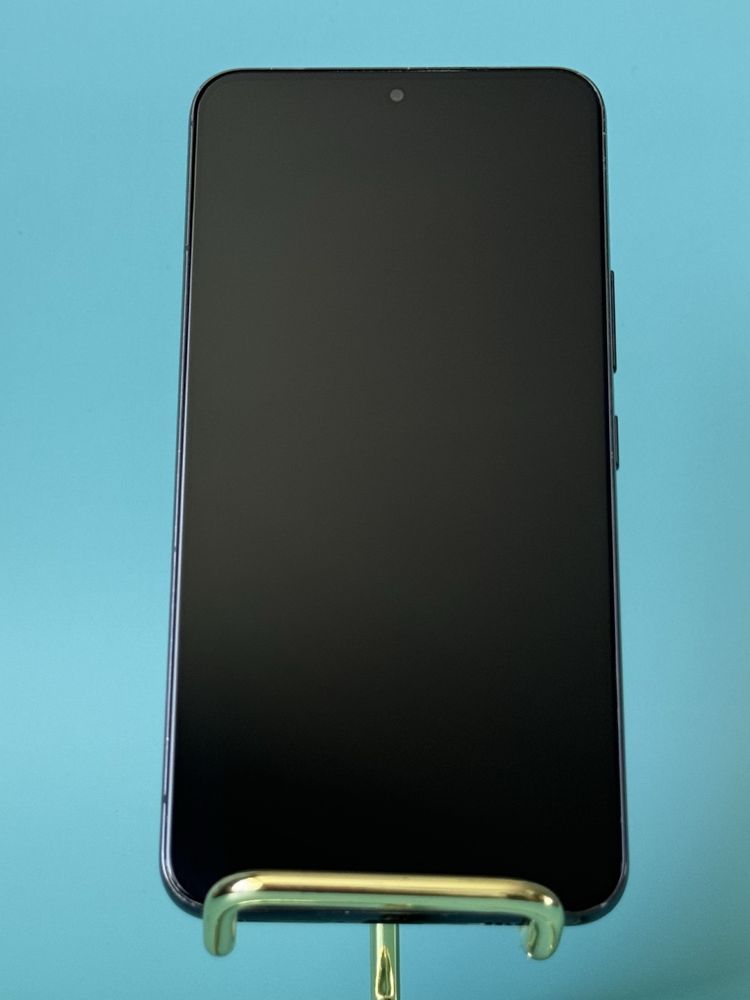 Смартфон Samsung Galaxy S22 5G 8/128GB (565)
