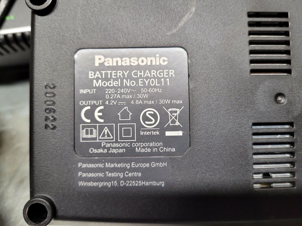 Ładowarka Panasonic EY0L11 2.4v/3.6v oryginalna