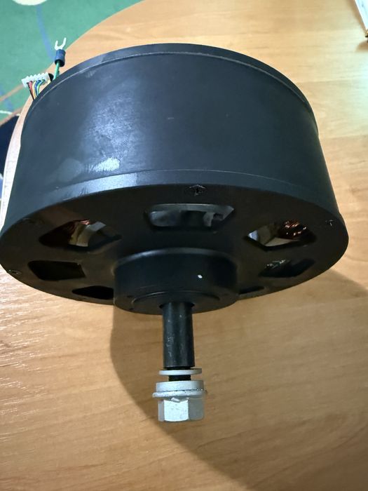 Продам электродвигатель