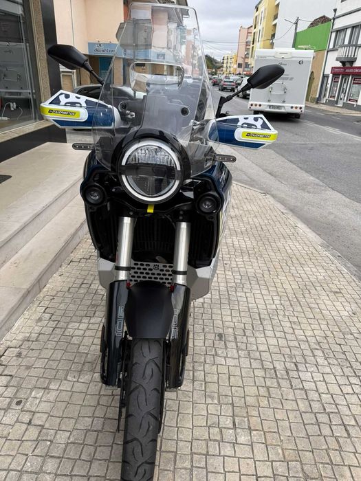 Husqvarna Norten 901 Expedition