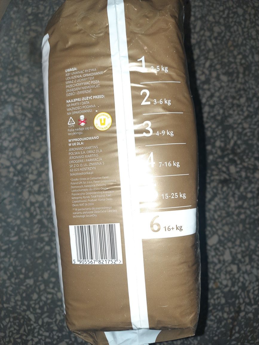 Nowe pieluchy Dada extra care 6