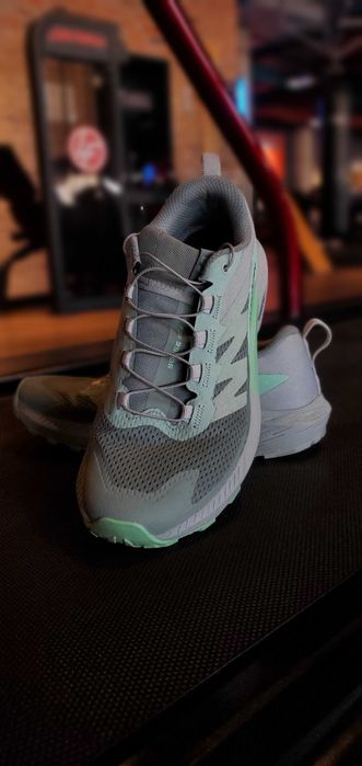 Кросівки жіночі Solomon, ідеальний стан Оригінал, замовила на оф сайті