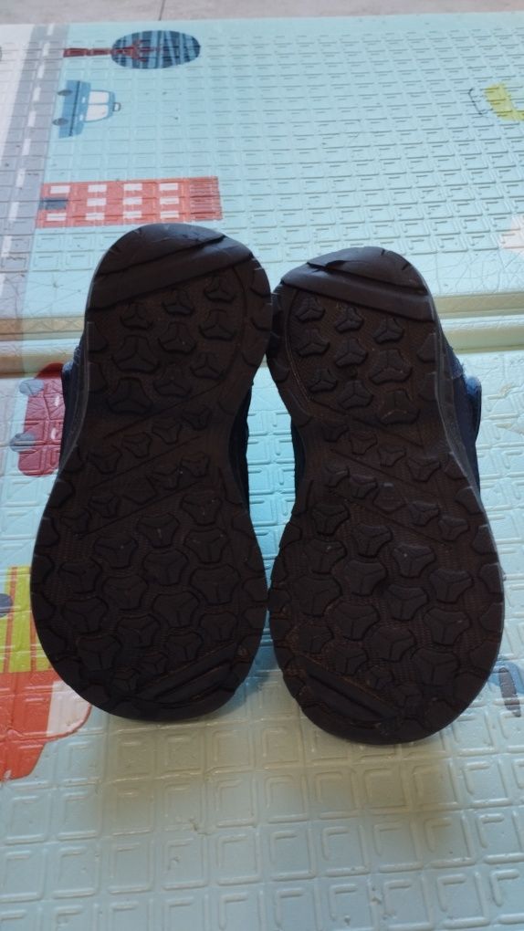 Botas criança Quechua 24