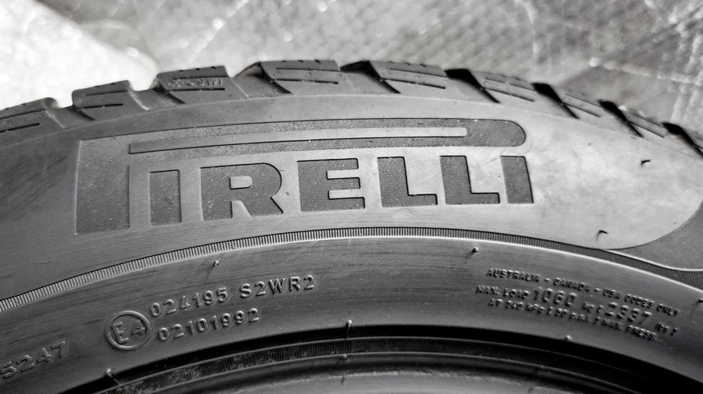 Шини Б/в 265.50.19 пара Pirelli